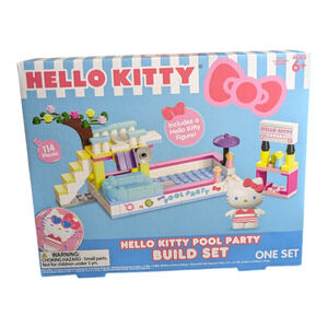 SANIRO - HELLO KITTY AND FRIENDS POOL PARTY BUILD SET - 114 Pc Set